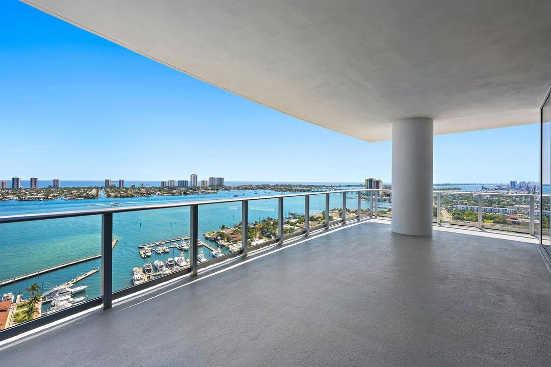 220 Lake Shore Dr unit 2212-30