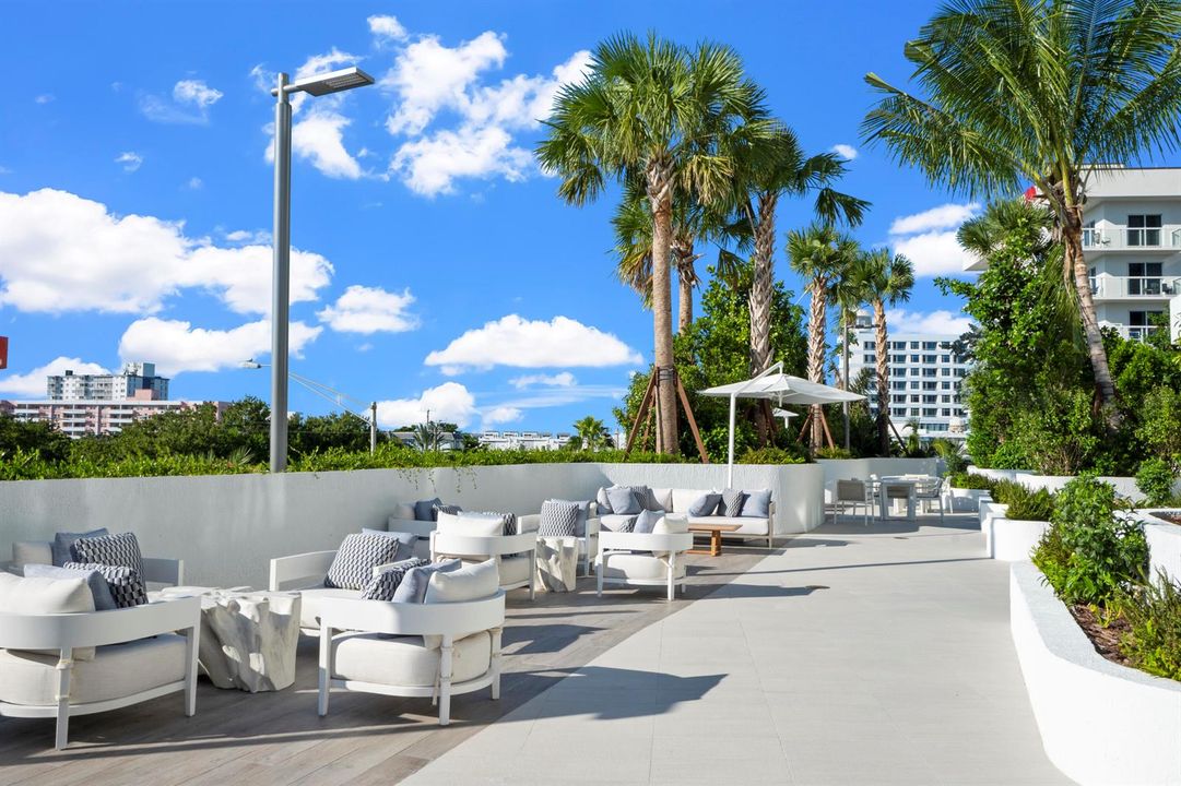Amenity Deck