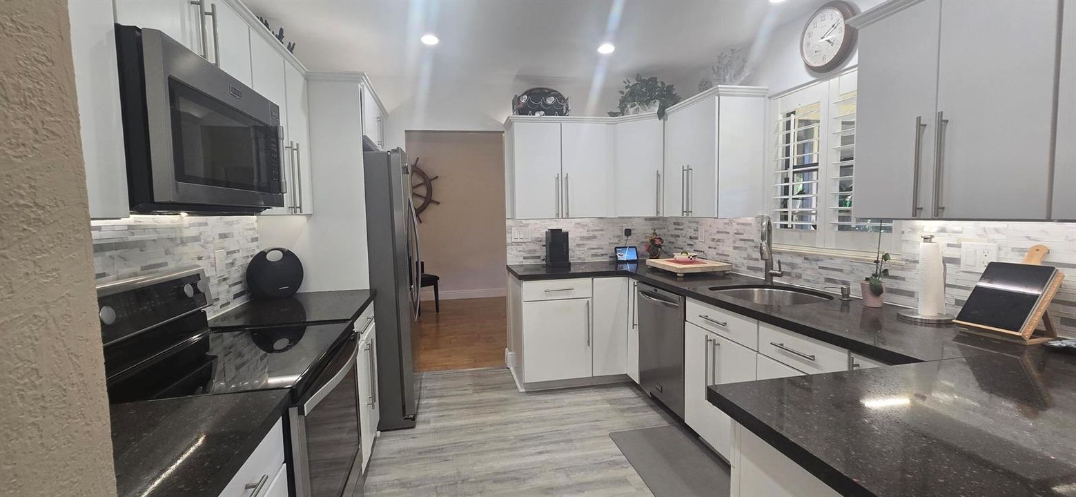 729nw23_17