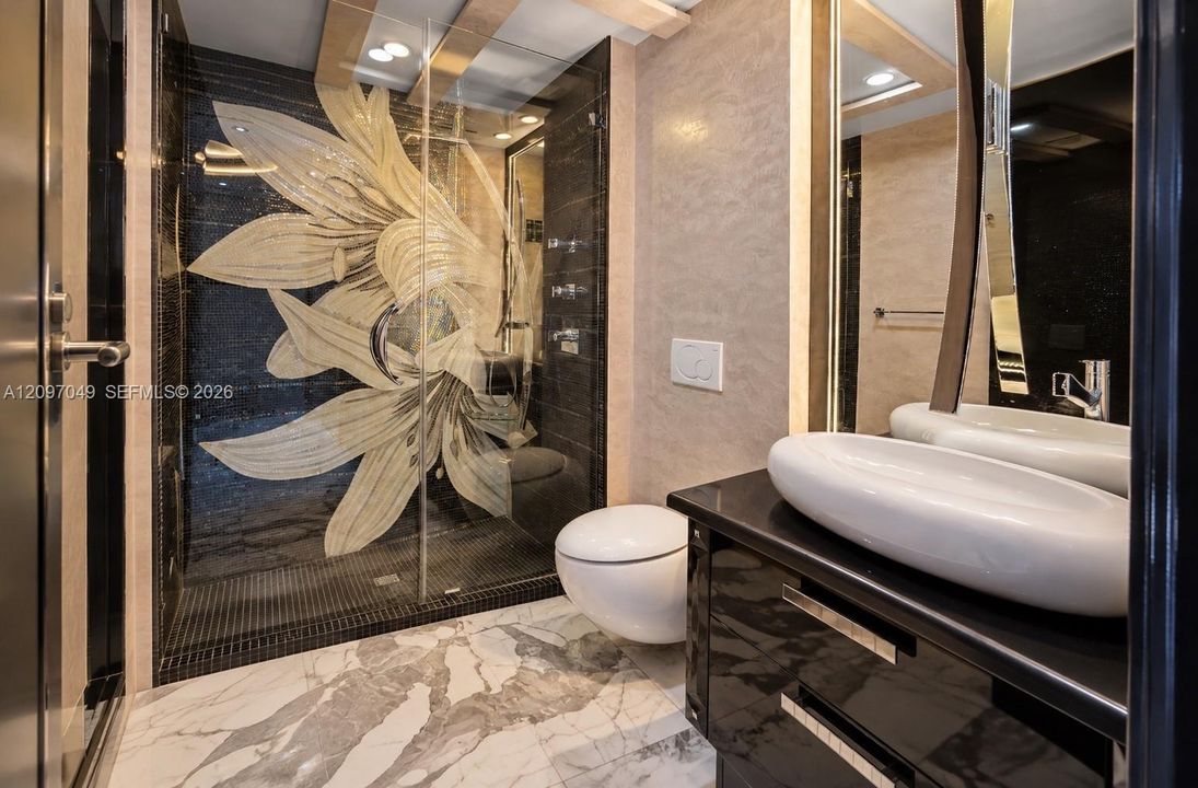 En Venta: $2,795,000 (2 camas, 3 baños, 1487 Pies cuadrados)