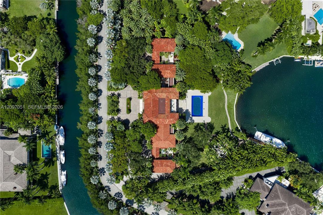 For Sale: $148,000,000 (6 beds, 9 baths, 12490 Square Feet)