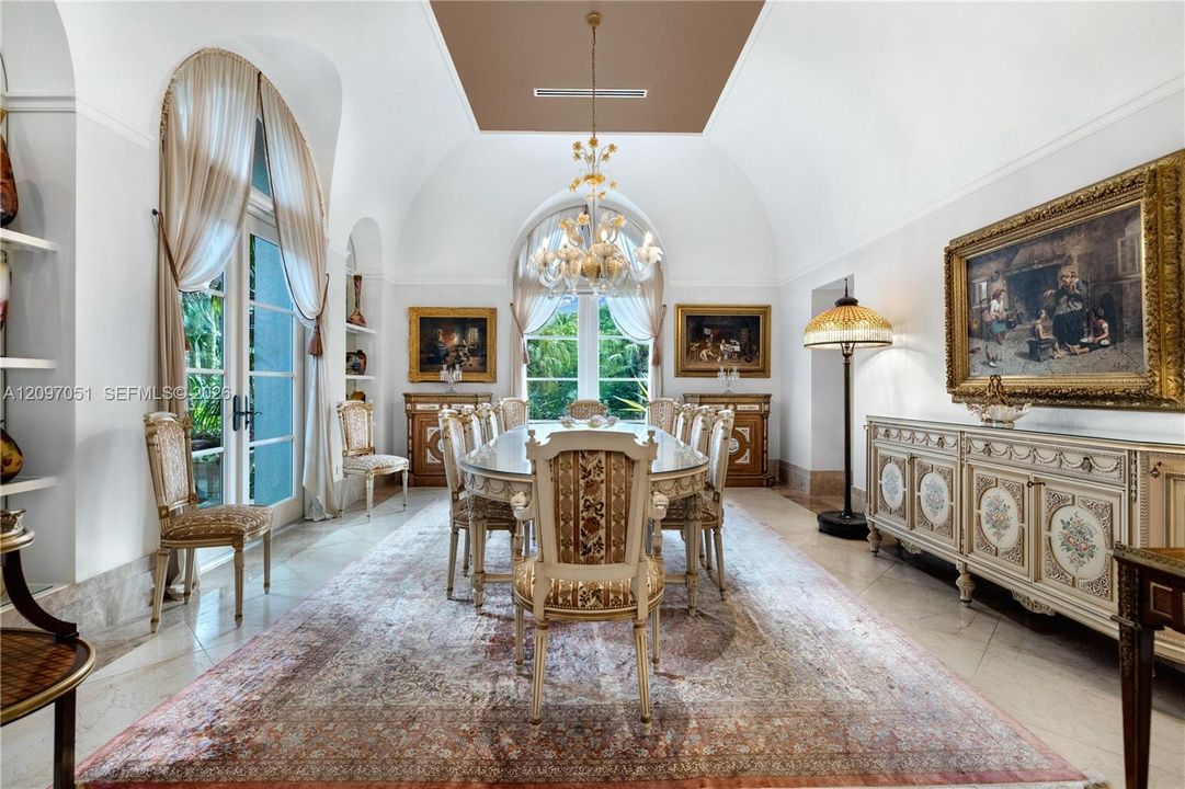For Sale: $148,000,000 (6 beds, 9 baths, 12490 Square Feet)