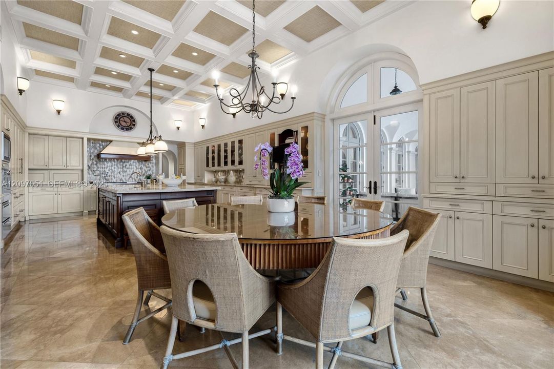 For Sale: $148,000,000 (6 beds, 9 baths, 12490 Square Feet)