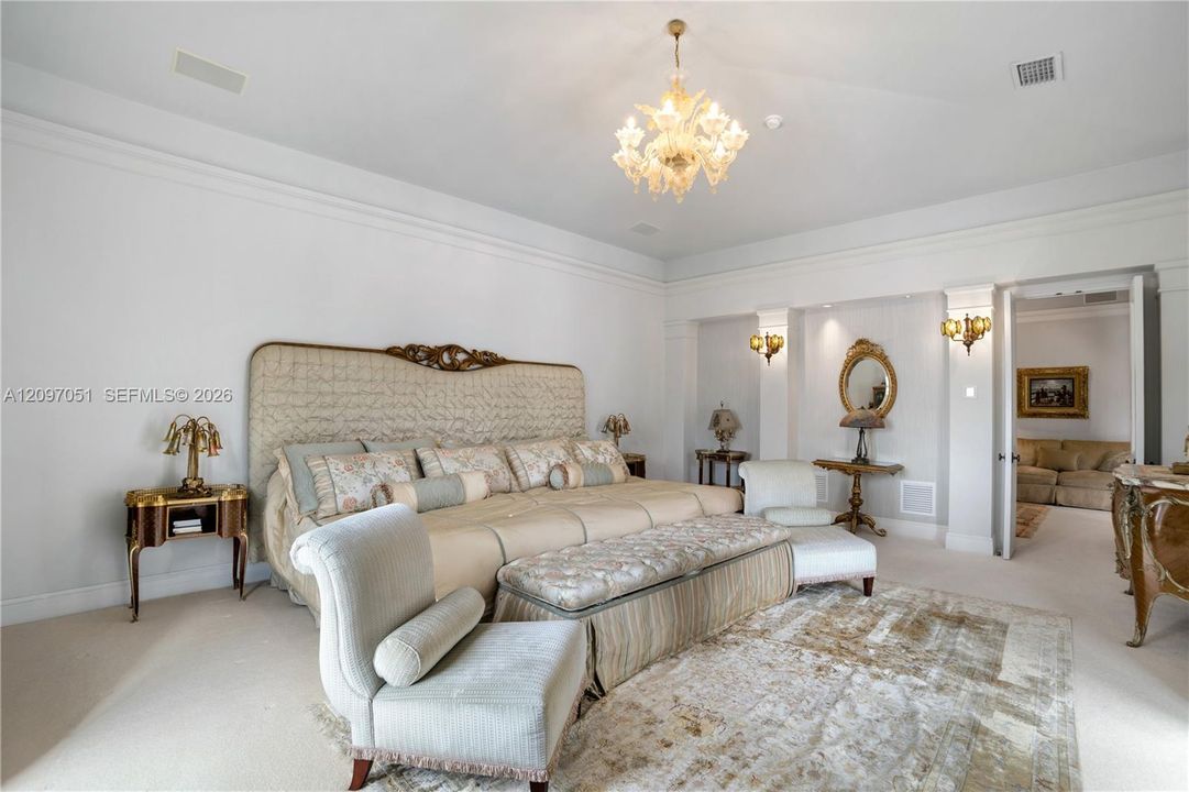 For Sale: $148,000,000 (6 beds, 9 baths, 12490 Square Feet)