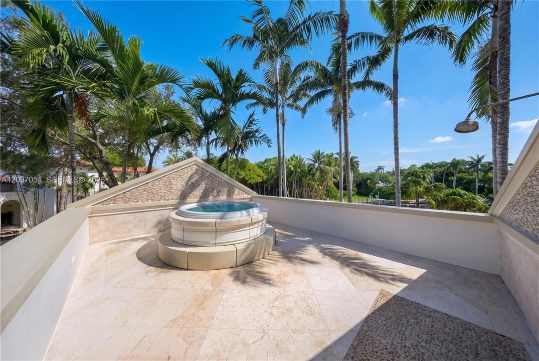 For Sale: $148,000,000 (6 beds, 9 baths, 12490 Square Feet)
