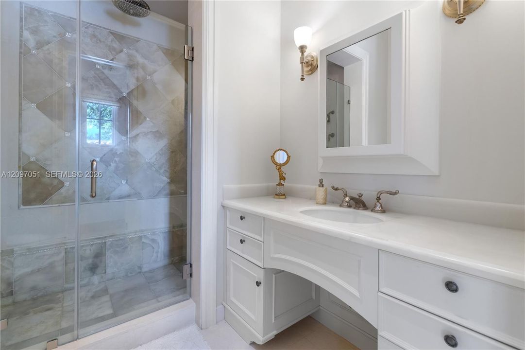 For Sale: $148,000,000 (6 beds, 9 baths, 12490 Square Feet)