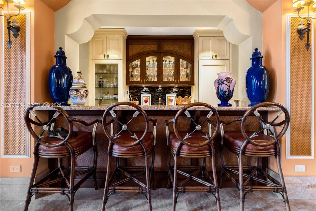 For Sale: $148,000,000 (6 beds, 9 baths, 12490 Square Feet)