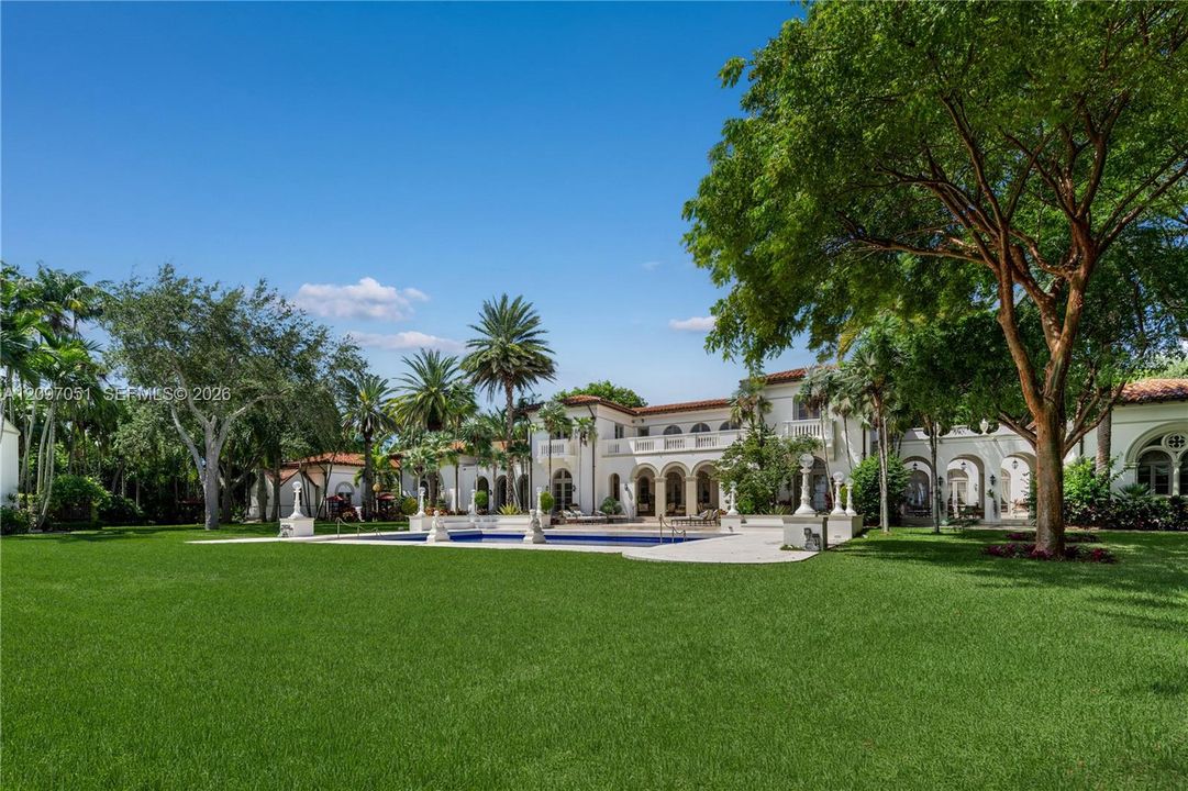 For Sale: $148,000,000 (6 beds, 9 baths, 12490 Square Feet)