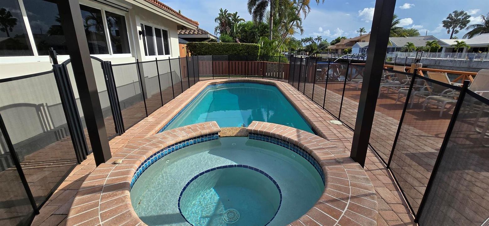 Pool & Spa on the water