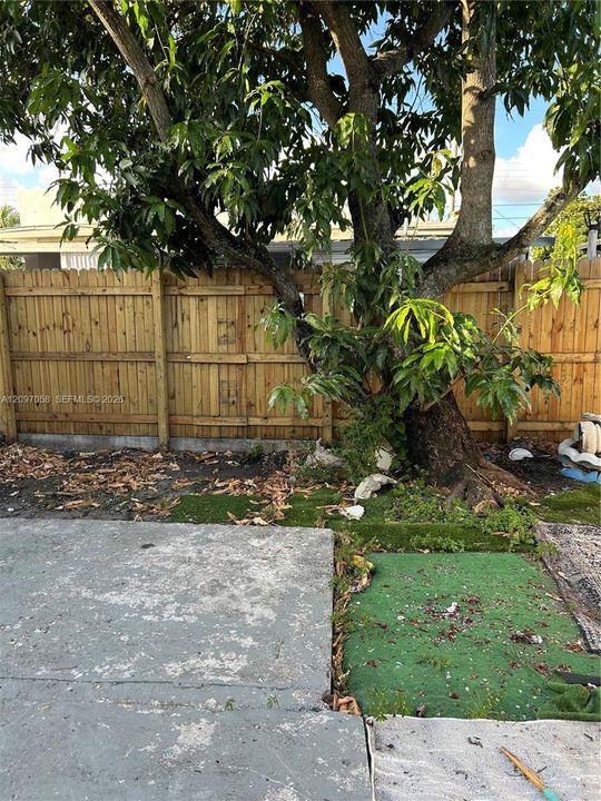En Venta: $540,000 (4 camas, 2 baños, 1660 Pies cuadrados)