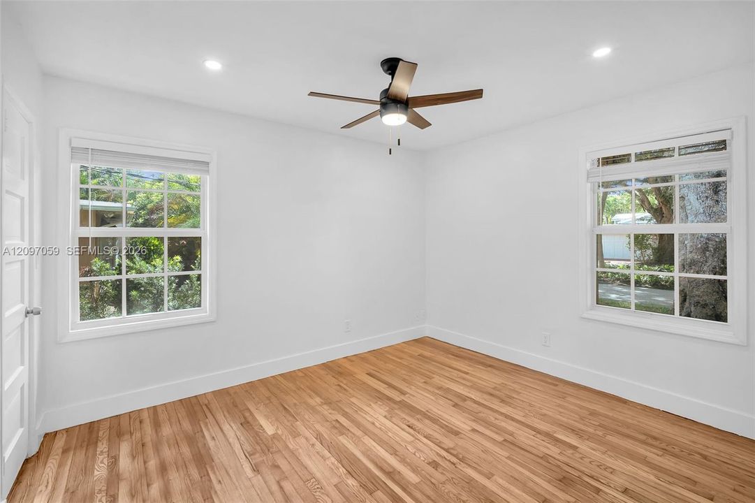 For Rent: $5,000 (3 beds, 2 baths, 1983 Square Feet)