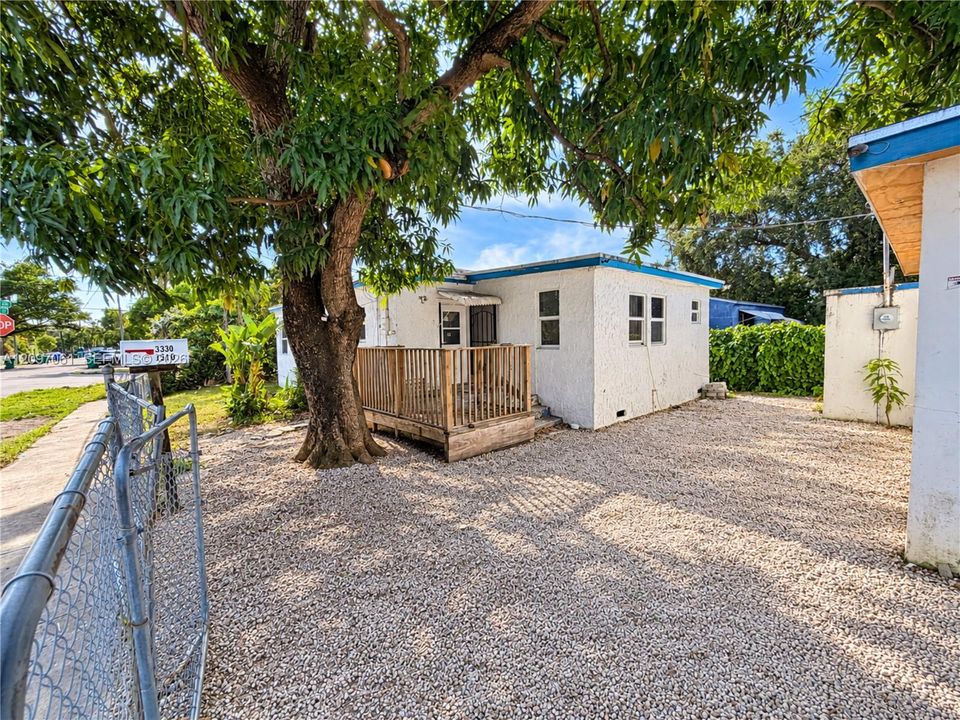 En Venta: $590,000 (0 camas, 0 baños, 1465 Pies cuadrados)