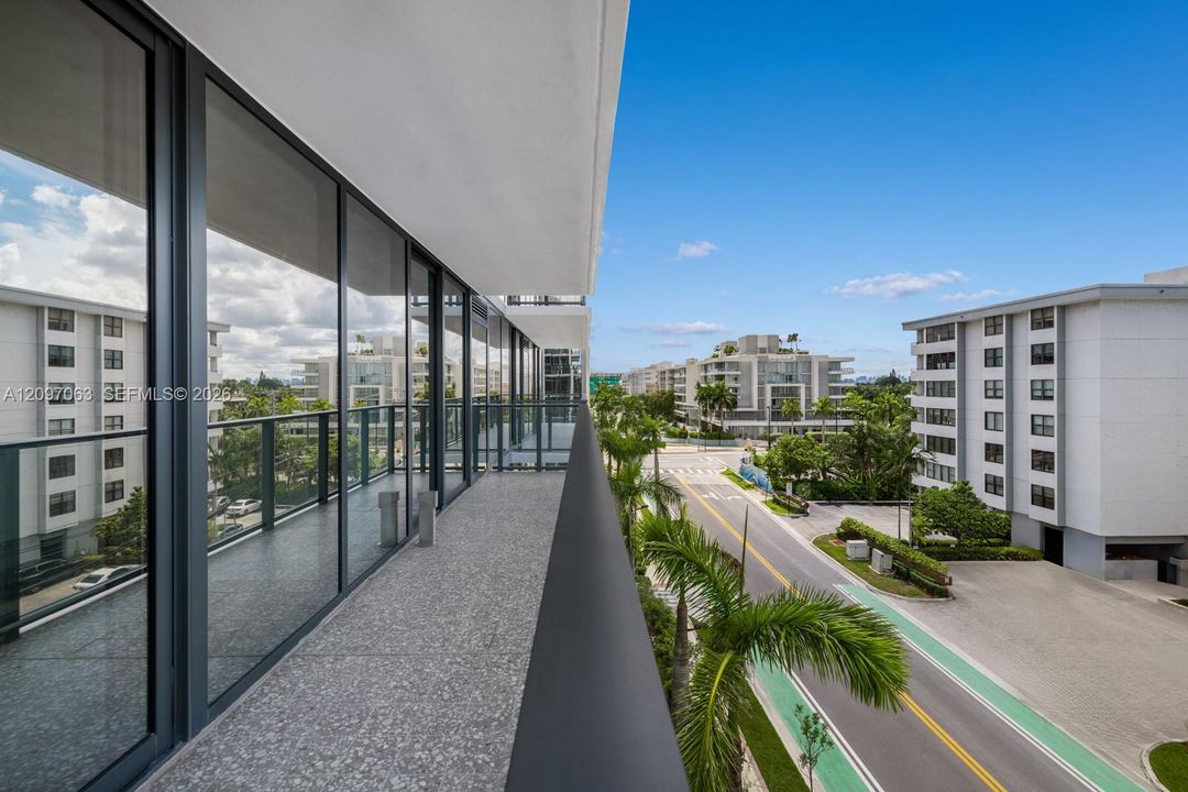 For Rent: $24,500 (3 beds, 3 baths, 3671 Square Feet)