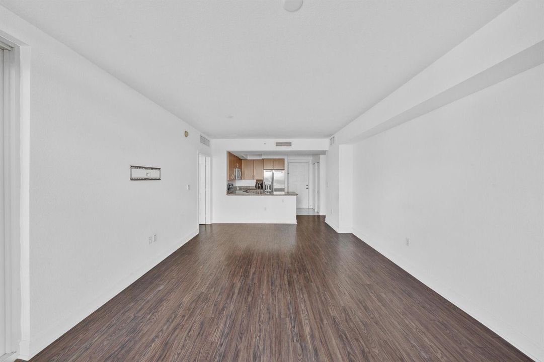 7 Living Area (1)