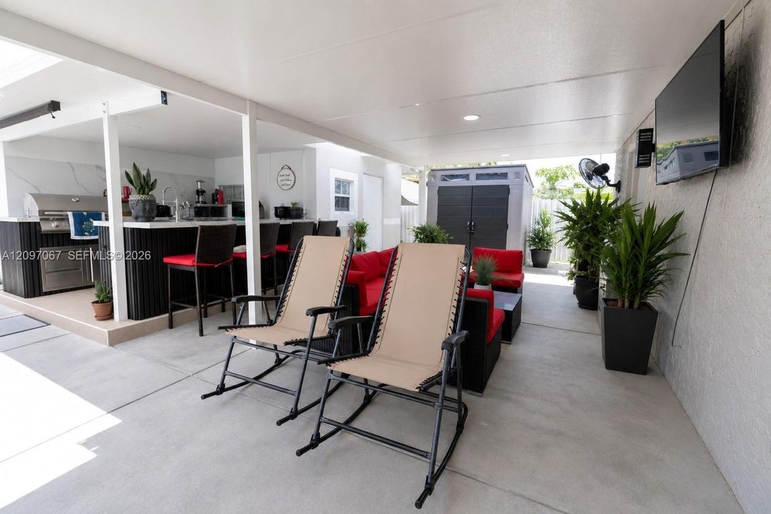En Venta: $635,000 (3 camas, 2 baños, 1680 Pies cuadrados)