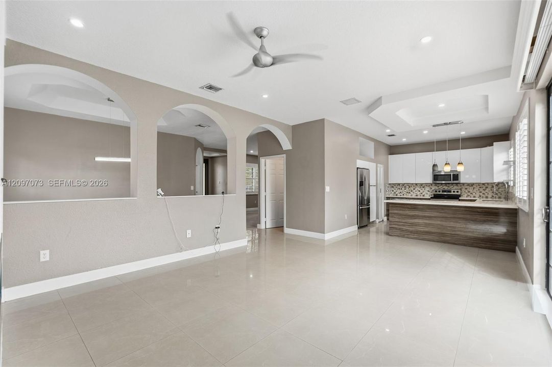 For Sale: $725,900 (4 beds, 2 baths, 2428 Square Feet)