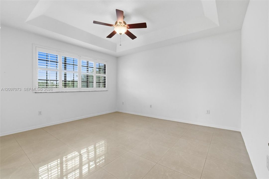 For Sale: $725,900 (4 beds, 2 baths, 2428 Square Feet)