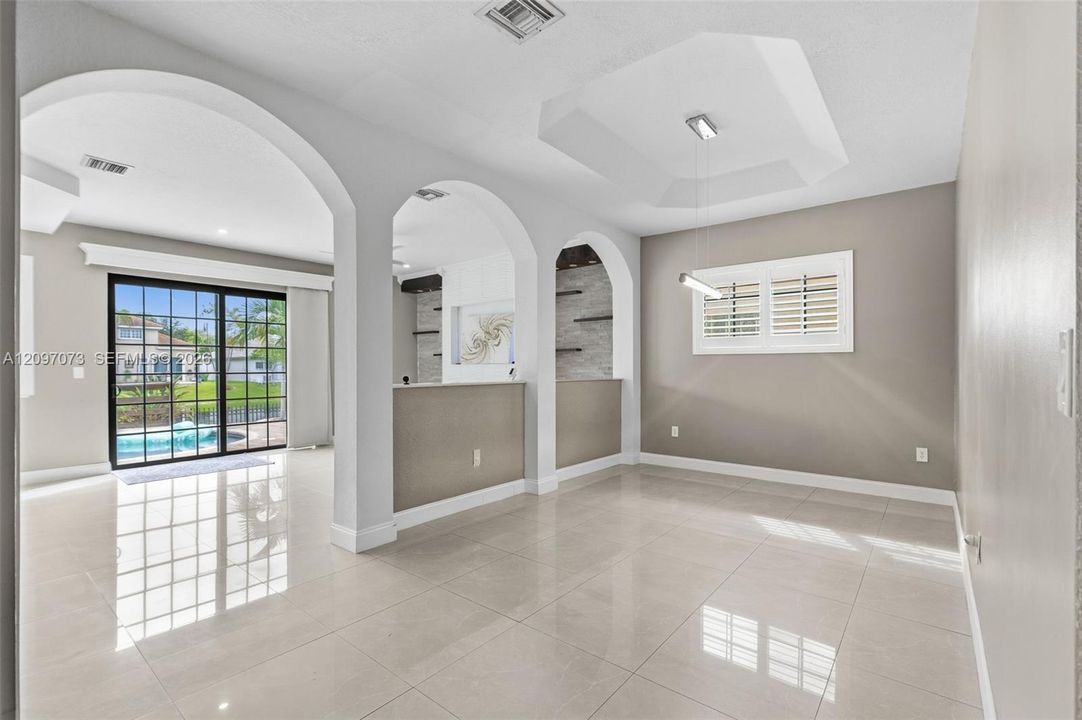 For Sale: $725,900 (4 beds, 2 baths, 2428 Square Feet)