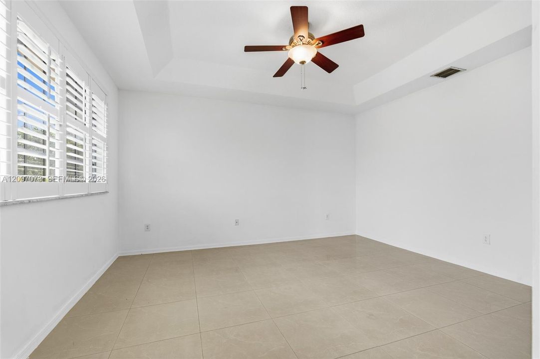 For Sale: $725,900 (4 beds, 2 baths, 2428 Square Feet)