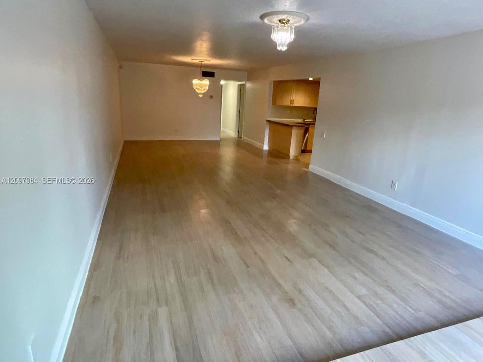 For Rent: $3,000 (2 beds, 2 baths, 1505 Square Feet)