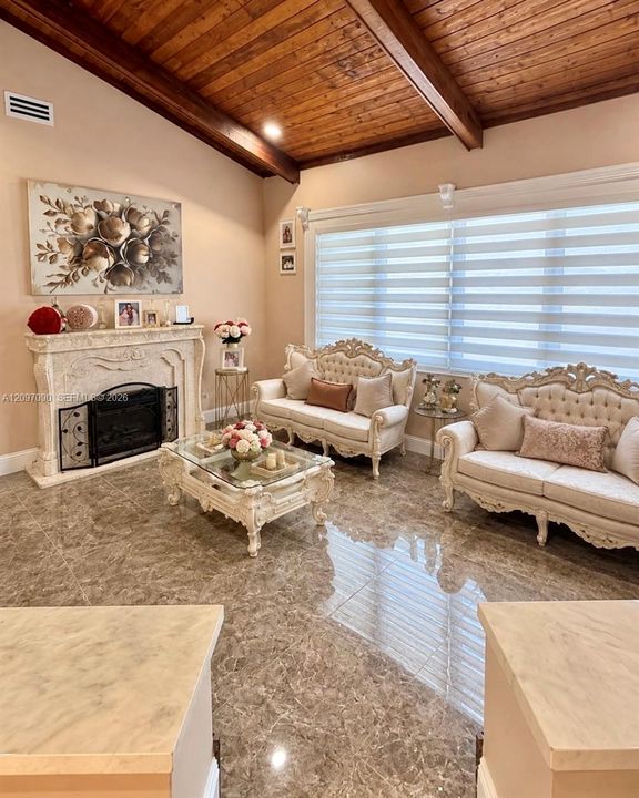For Sale: $903,000 (4 beds, 3 baths, 2738 Square Feet)