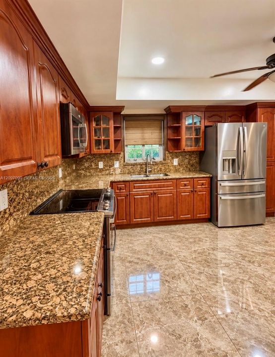 For Sale: $903,000 (4 beds, 3 baths, 2738 Square Feet)