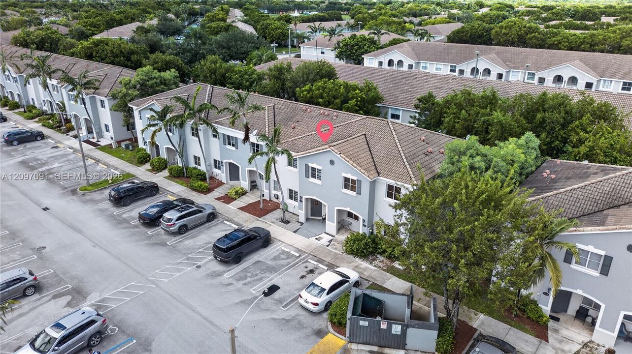 For Sale: $299,000 (3 beds, 2 baths, 1509 Square Feet)
