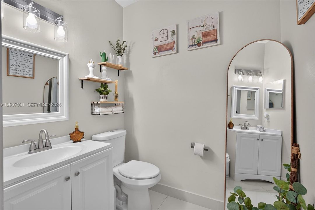 For Sale: $299,000 (3 beds, 2 baths, 1509 Square Feet)