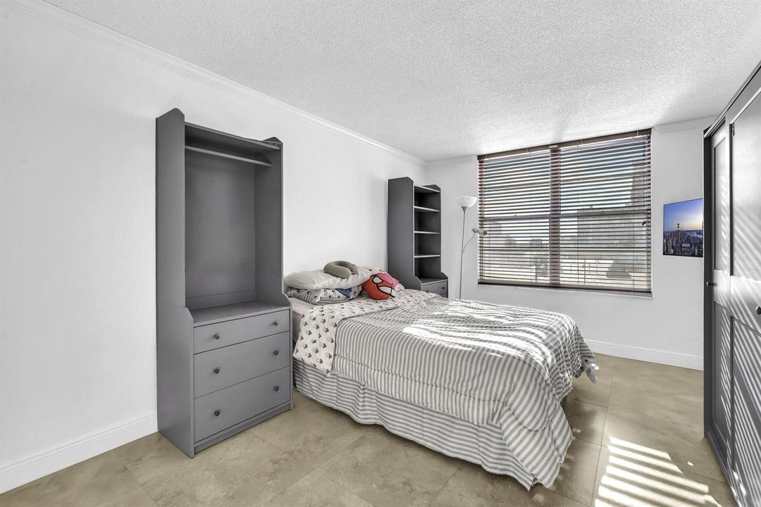 Master Bedroom 3