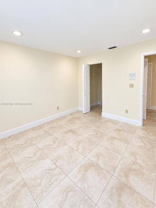 For Rent: $3,300 (4 beds, 2 baths, 1788 Square Feet)