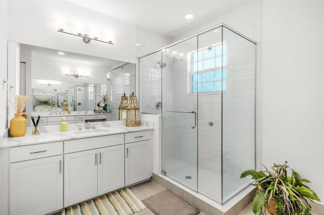 25-web-or-mls-19557Broad-25