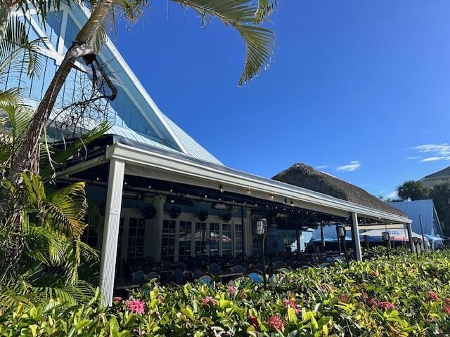 On-Site Restaurant & Tiki Bar