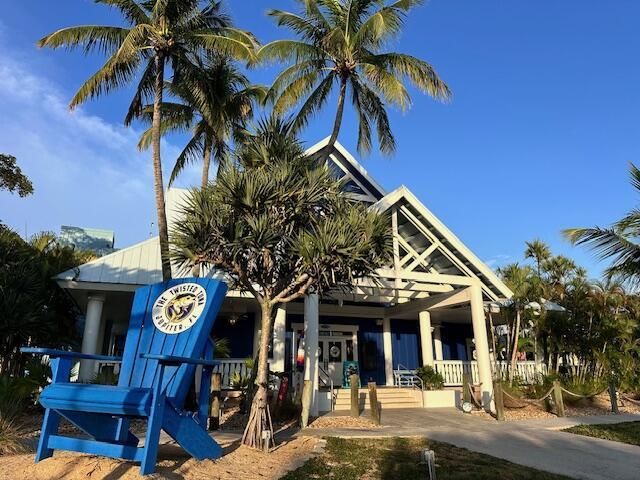 On-Site Restaurant & Tiki Bar