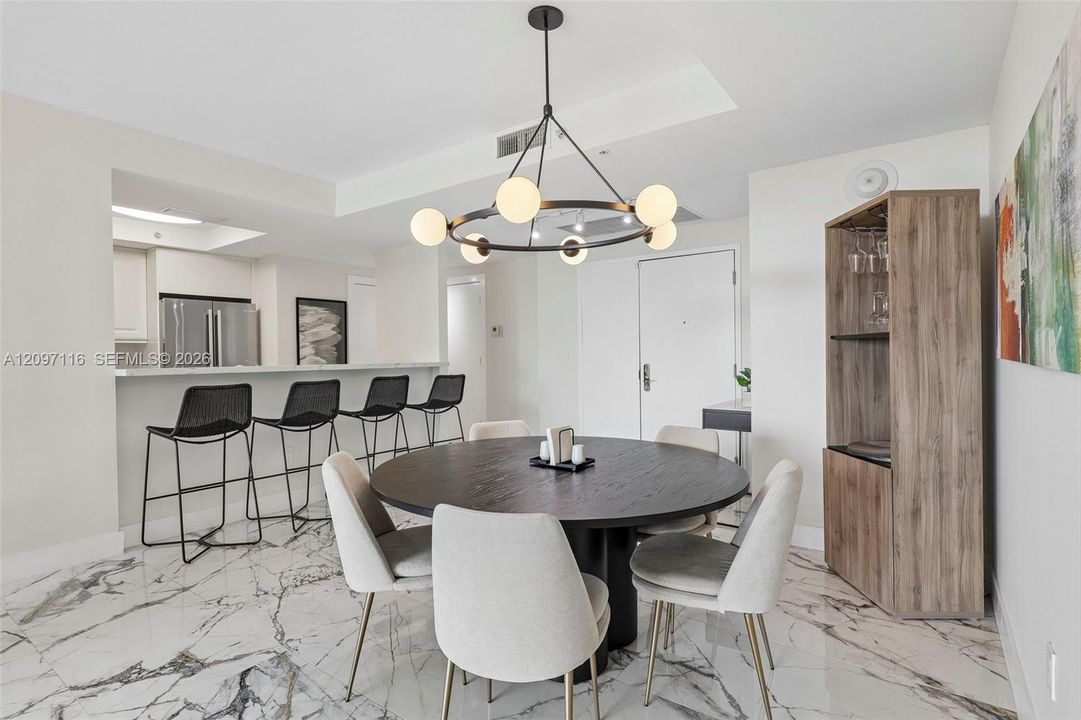En Venta: $1,595,000 (2 camas, 2 baños, 1540 Pies cuadrados)