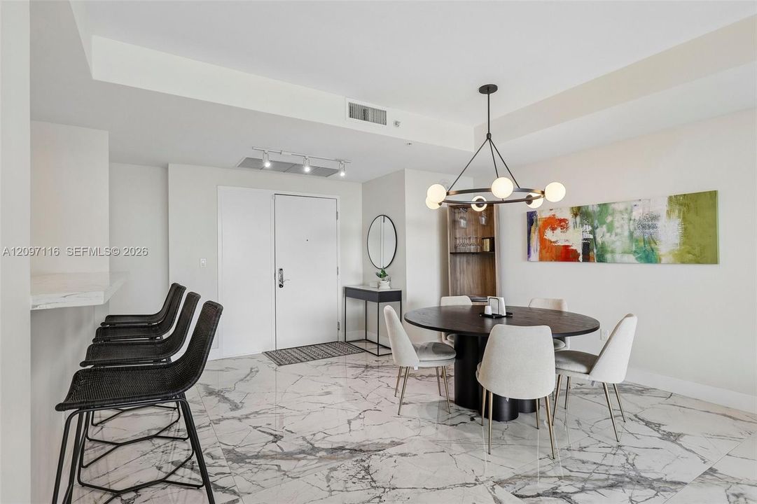 En Venta: $1,595,000 (2 camas, 2 baños, 1540 Pies cuadrados)