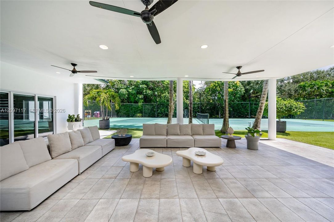 For Sale: $4,290,000 (6 beds, 6 baths, 6062 Square Feet)