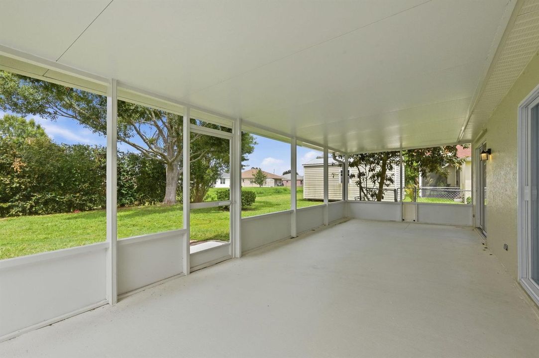 40-web-or-mls-453_SW_Columbus_Dr_08996