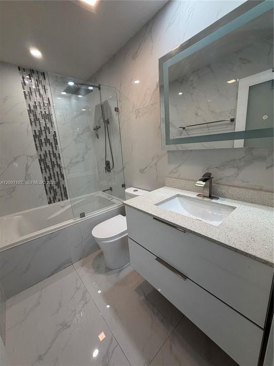 For Rent: $4,000 (3 beds, 2 baths, 1307 Square Feet)