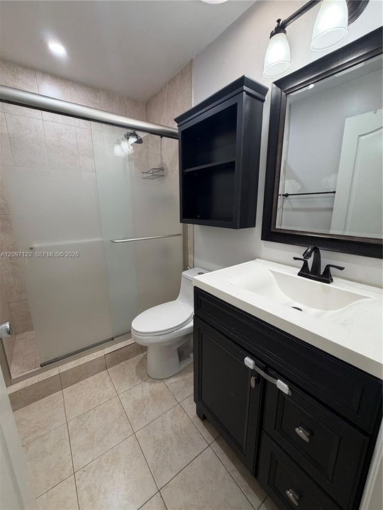 For Rent: $4,000 (3 beds, 2 baths, 1307 Square Feet)