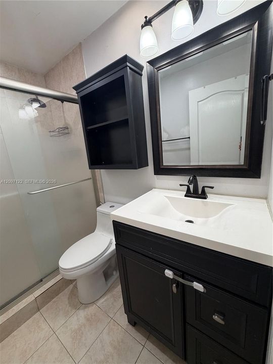 For Rent: $4,000 (3 beds, 2 baths, 1307 Square Feet)