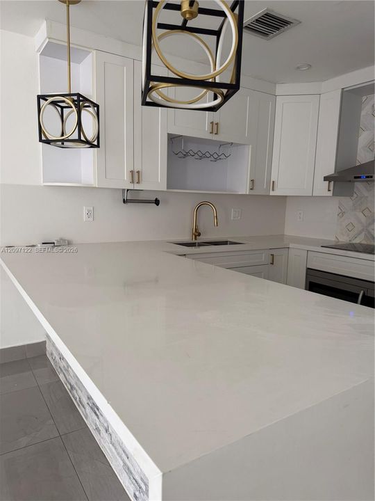For Rent: $4,000 (3 beds, 2 baths, 1307 Square Feet)