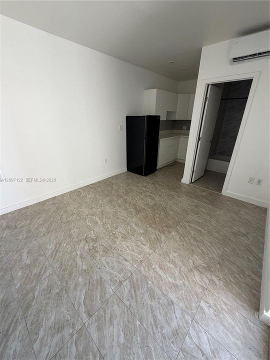For Rent: $4,000 (3 beds, 2 baths, 1307 Square Feet)