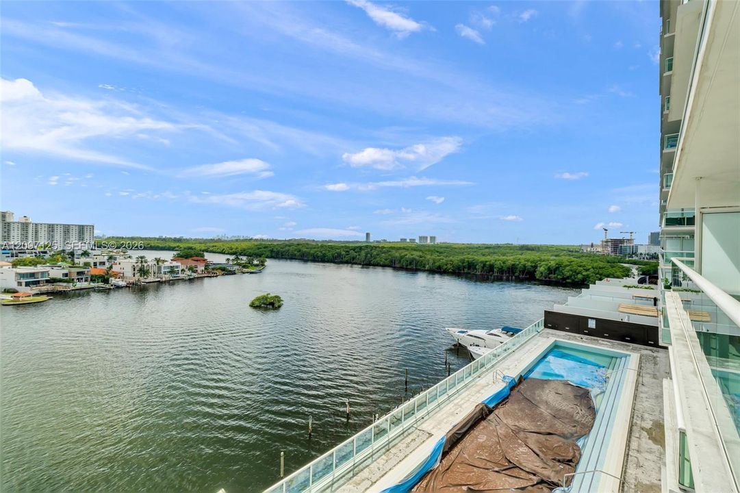 For Sale: $999,999 (2 beds, 3 baths, 1753 Square Feet)