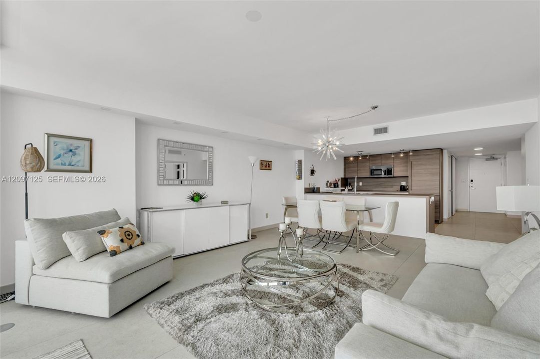 For Sale: $999,999 (2 beds, 3 baths, 1753 Square Feet)