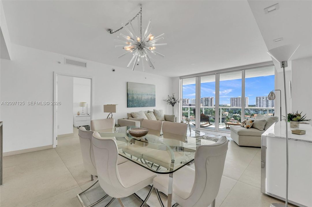 For Sale: $999,999 (2 beds, 3 baths, 1753 Square Feet)