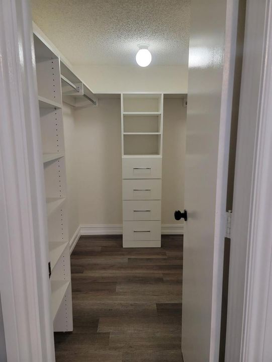 Walk In Closet