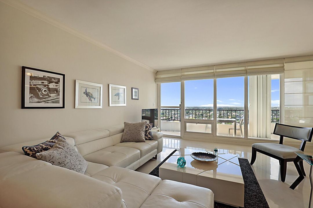 06_4280_Galt_Ocean_Drive_15_E6_mls