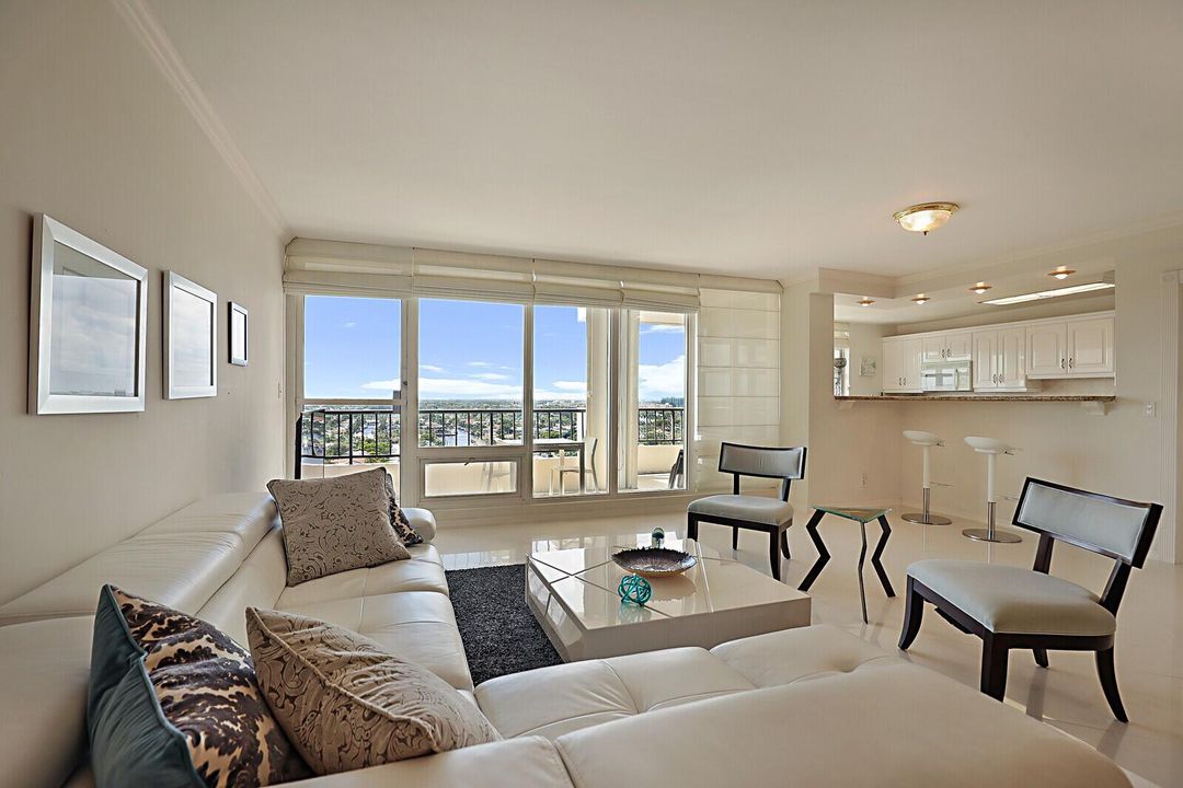 07_4280_Galt_Ocean_Drive_15_E7_mls
