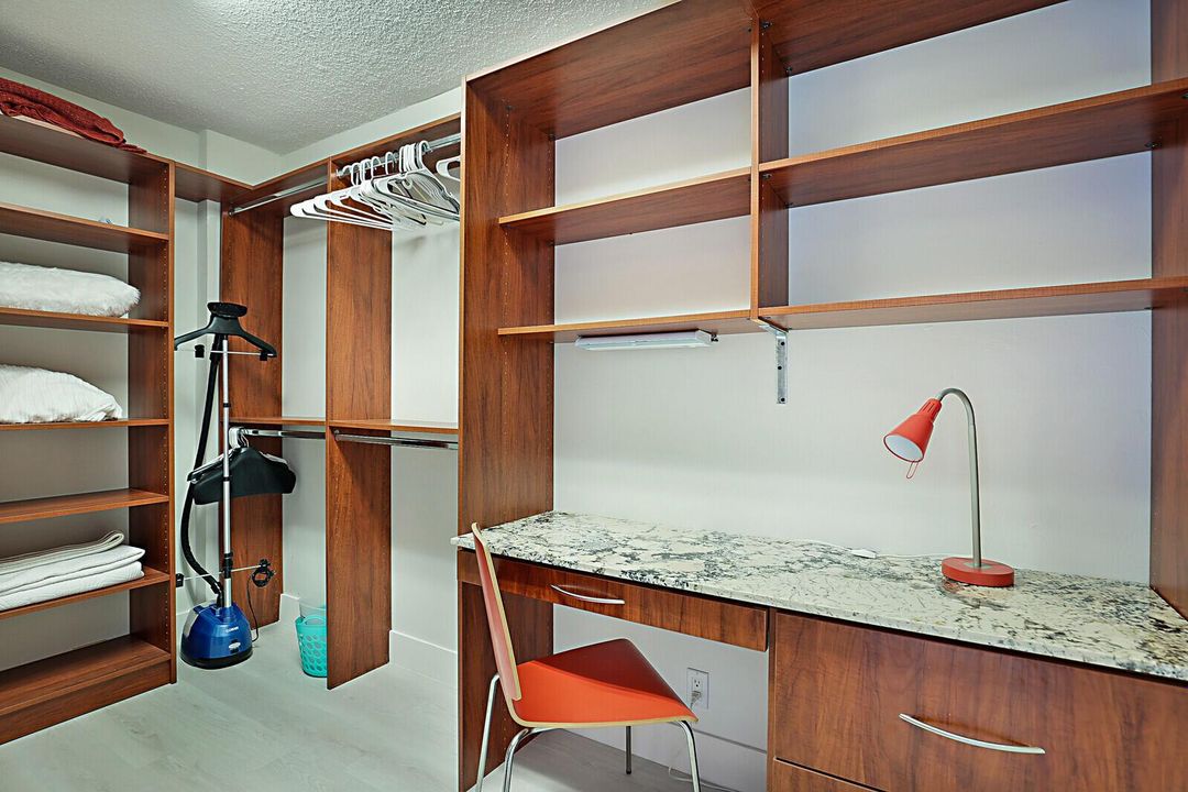 24_4280_Galt_Ocean_Drive_15_E24_mls