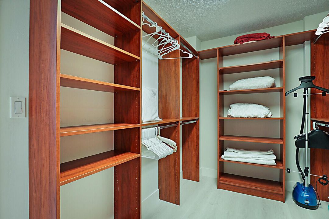 25_4280_Galt_Ocean_Drive_15_E25_mls